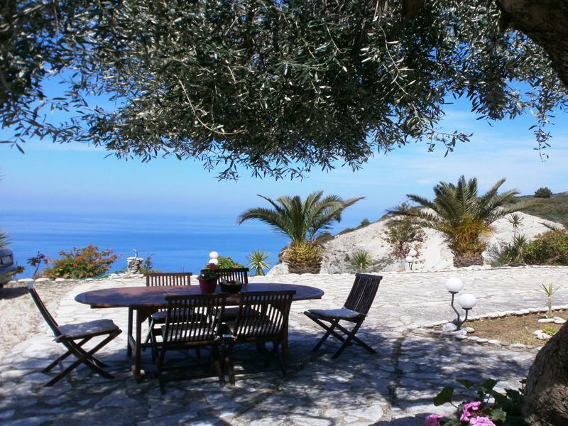 La Casa D' Irene (Adults Only) Hotell Áyios Nikítas Exteriör bild